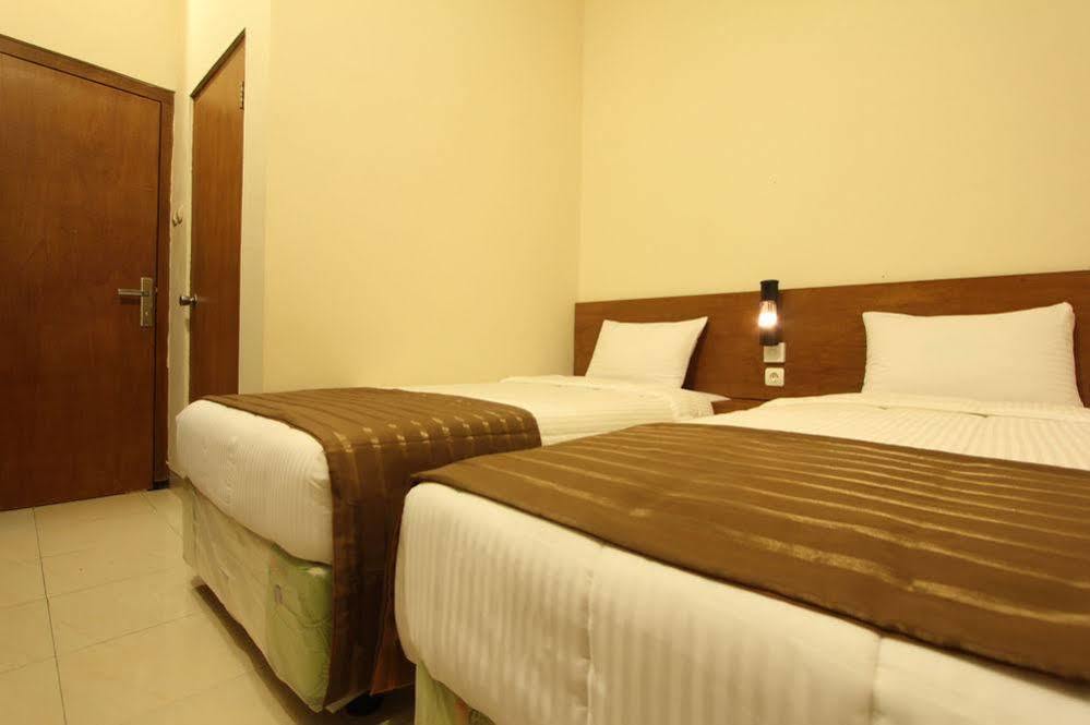 Grand Surya Hotel